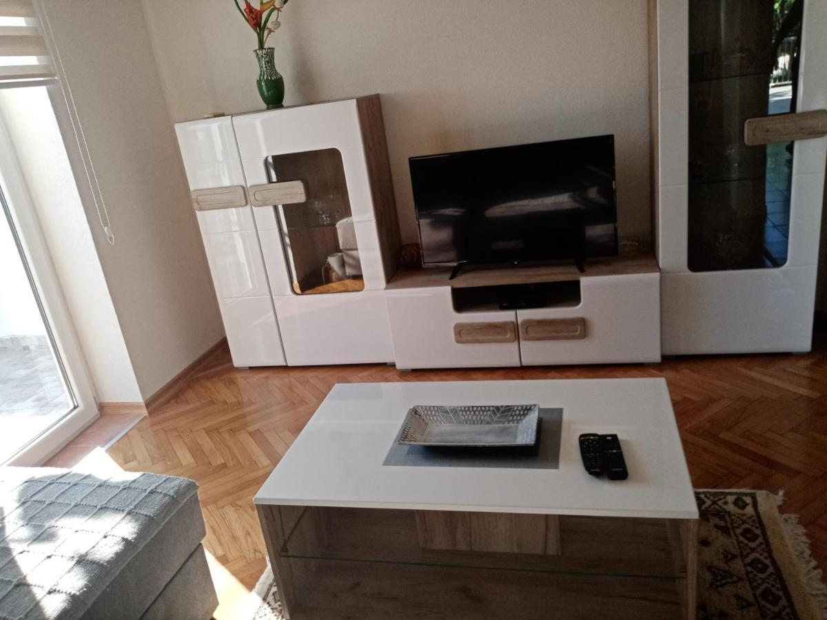 Apartmani Bosco Tivat Ngoại thất bức ảnh