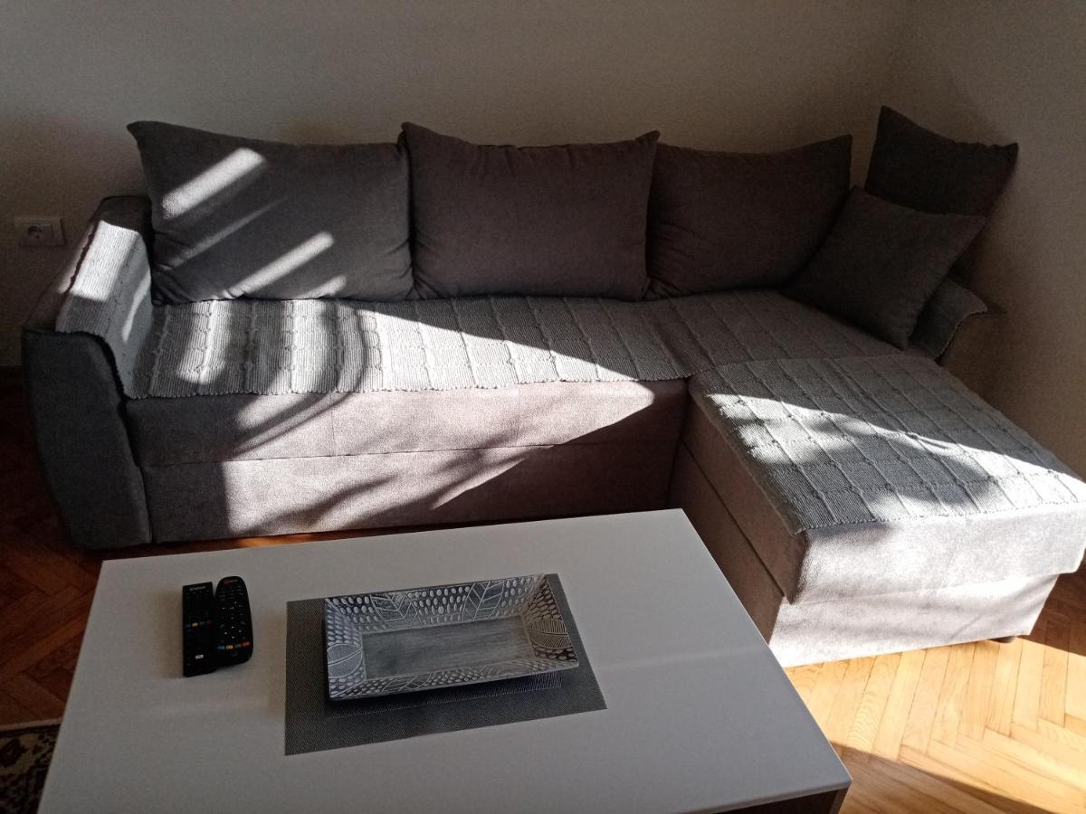 Apartmani Bosco Tivat Ngoại thất bức ảnh