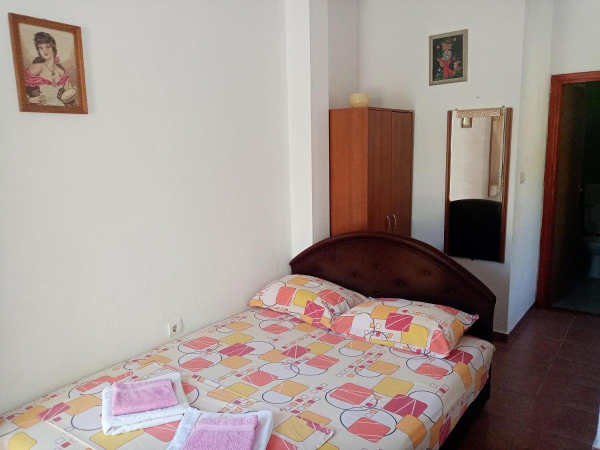 Apartmani Bosco Tivat Ngoại thất bức ảnh