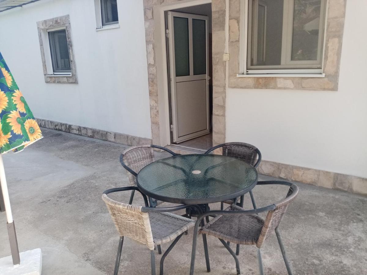 Apartmani Bosco Tivat Ngoại thất bức ảnh
