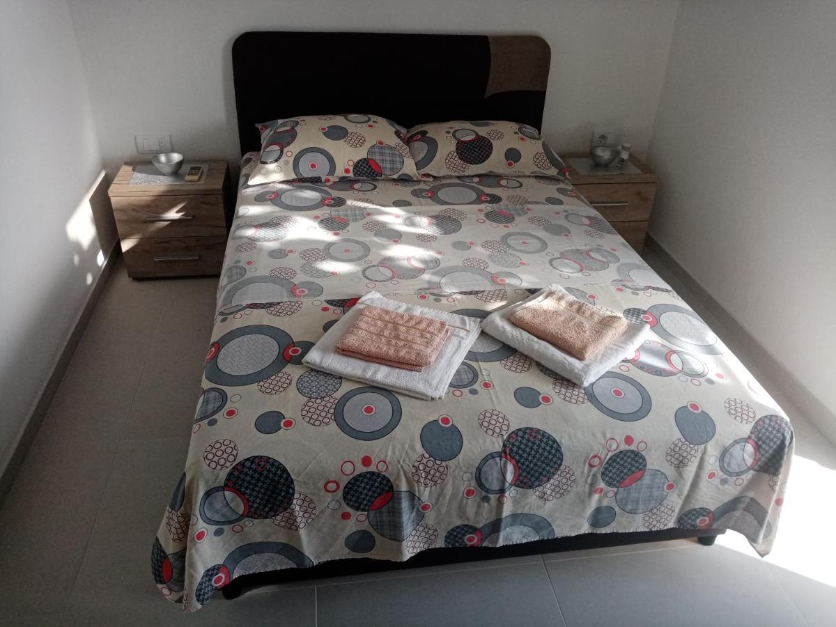 Apartmani Bosco Tivat Ngoại thất bức ảnh