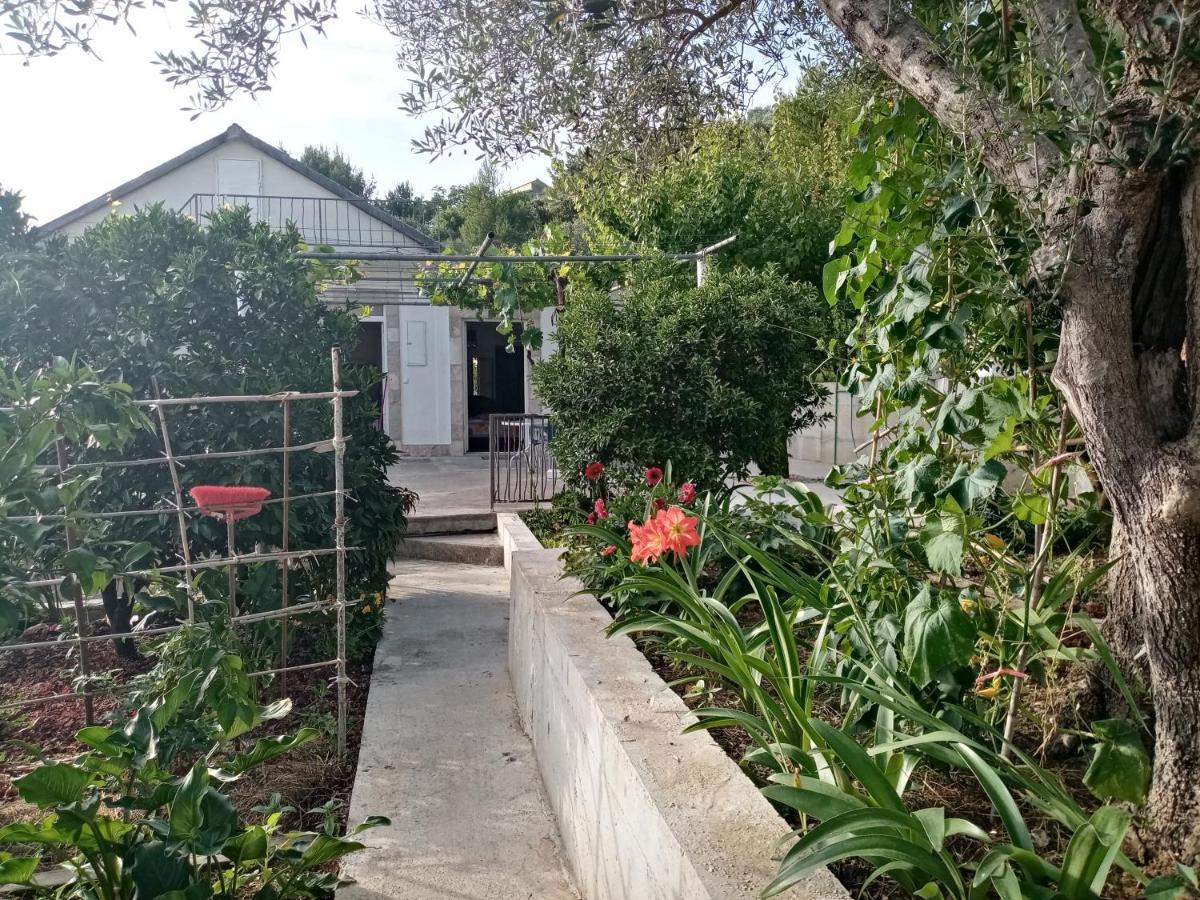 Apartmani Bosco Tivat Ngoại thất bức ảnh
