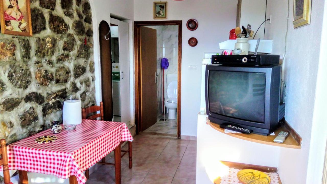 Apartmani Bosco Tivat Ngoại thất bức ảnh