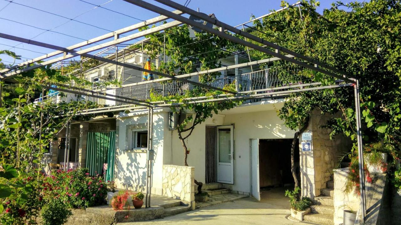 Apartmani Bosco Tivat Ngoại thất bức ảnh