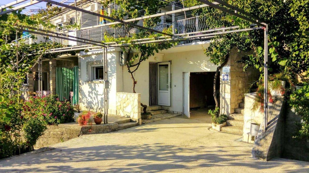 Apartmani Bosco Tivat Ngoại thất bức ảnh
