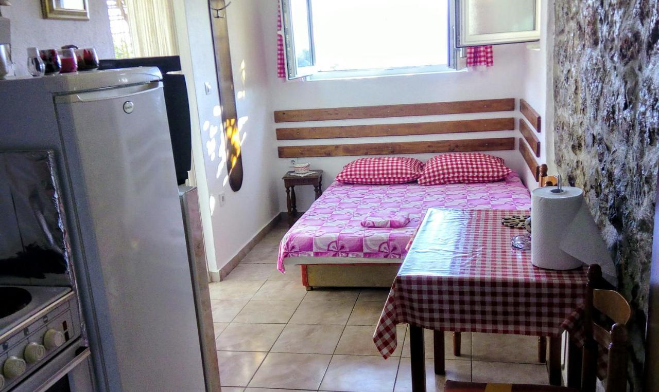 Apartmani Bosco Tivat Ngoại thất bức ảnh